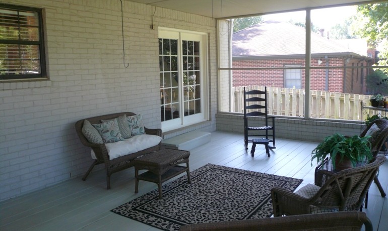 Screened Porch 2