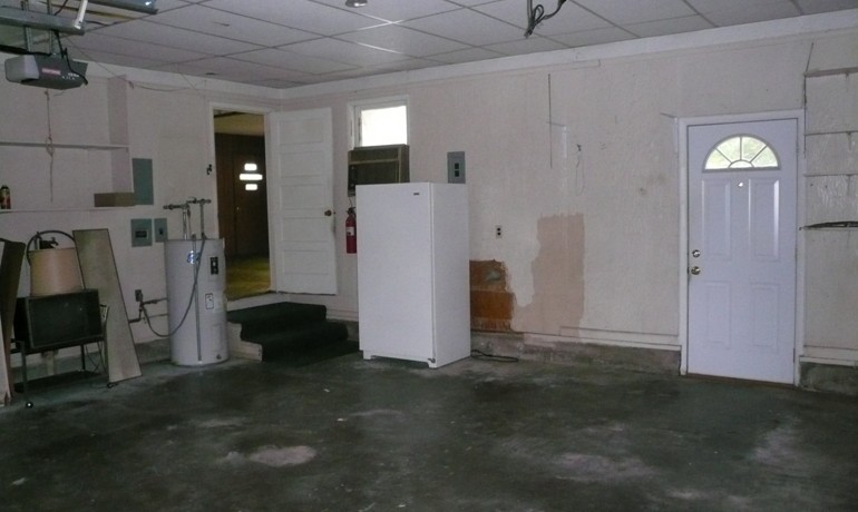 Garage 2