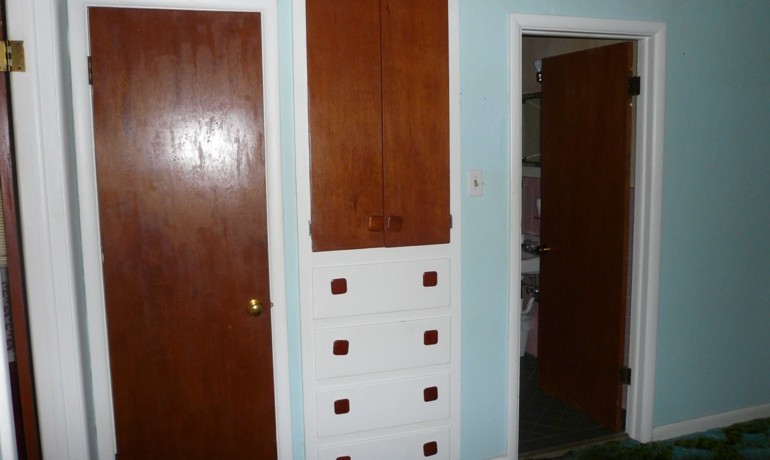 Hall storage