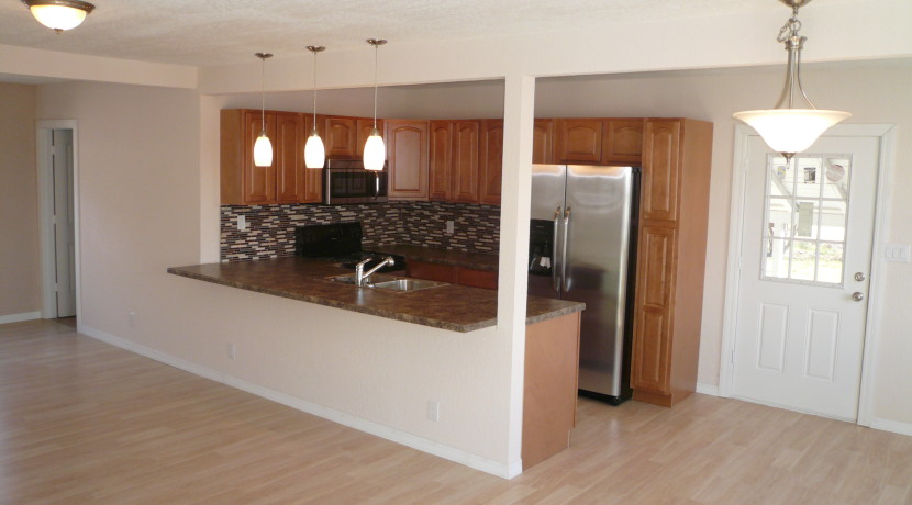 Kitchen Dining 1