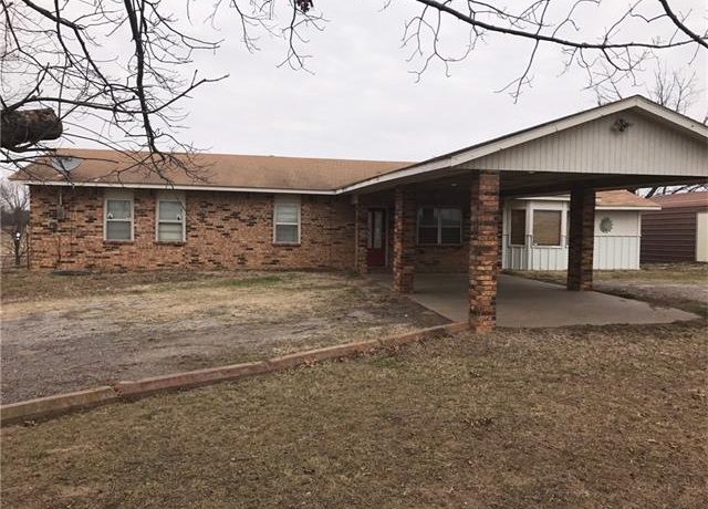 4710 Sally Brown Rd front