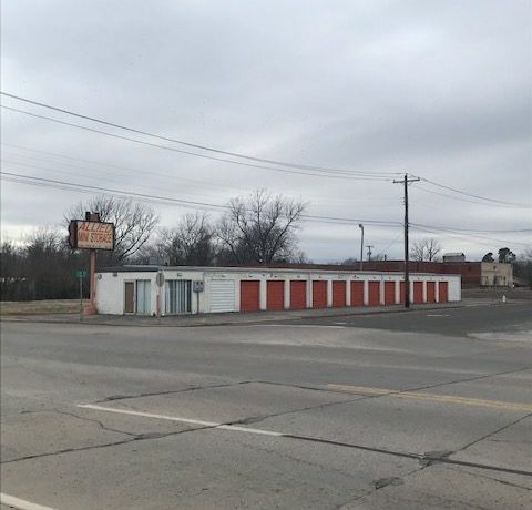 401 S. Main (107 Elgin)-Outside Picture