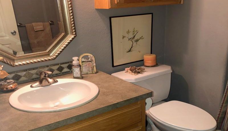 Hall Bath 1-800x800