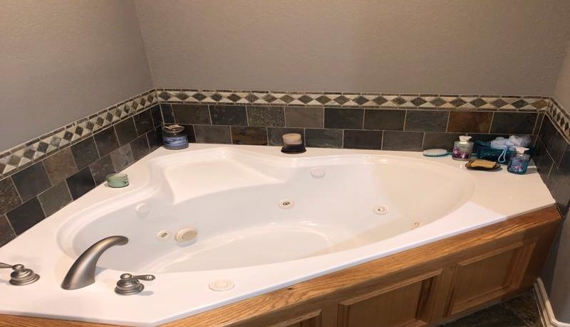 Master Bath 3