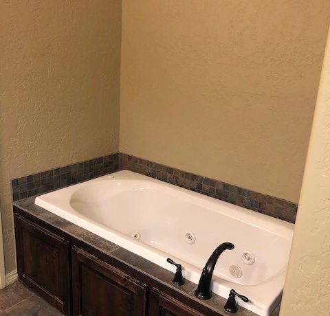 Master Tub