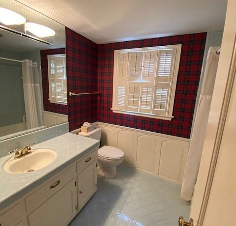 Bath Upstairs