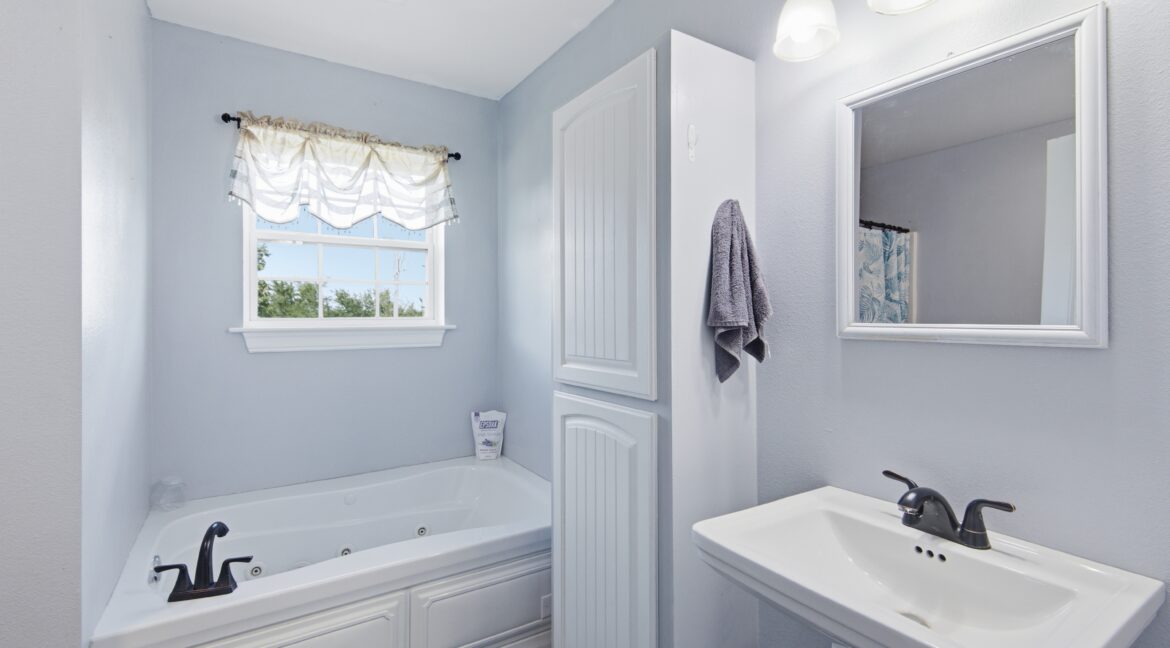 14-233-E-113th-St-165