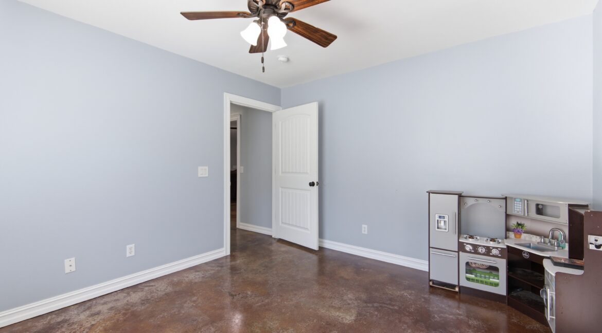 18-233-E-113th-St-185
